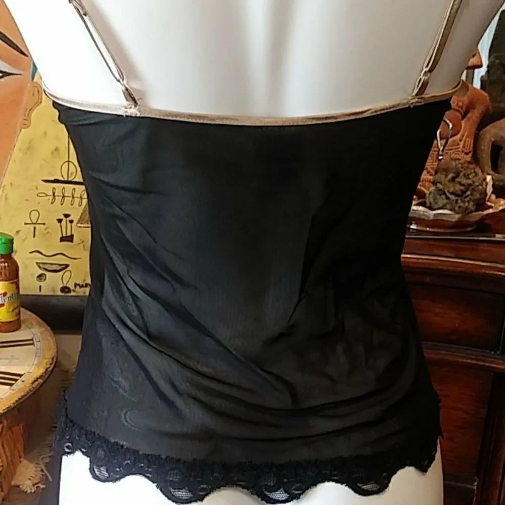 Top    - Picture 2 of 8